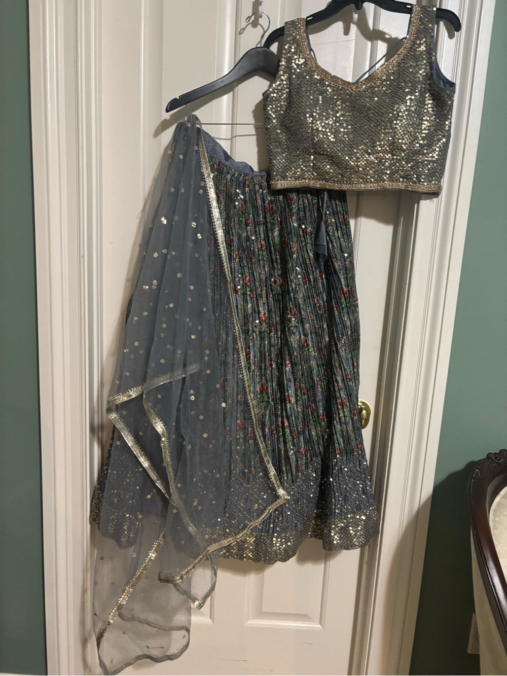 Silver color Gray Floral Sequined Lehenga Skirt, Choli & Dupetta . - Picture 13 of 14